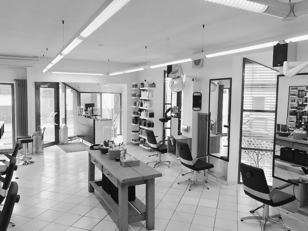 Friseur Wilhelm Salon Mitte Laden